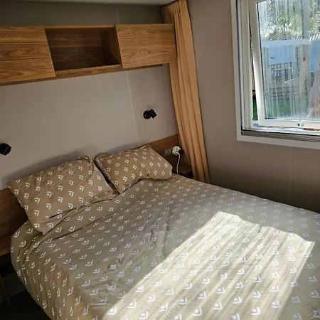 Grand Mobil-home 6 Personnes Neuf Vue En Born Le Pipiou 4 étoiles *