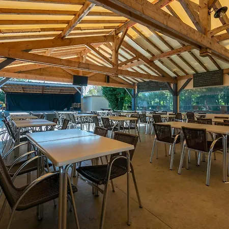 Village de vacances Grand Mobil-home 6 Personnes Neuf Vue En Born Le Pipiou 4 étoiles *