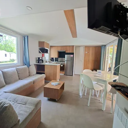 Village de vacances Grand Mobil-home 6 Personnes Neuf Vue En Born Le Pipiou 4 étoiles Parentis-en-Born